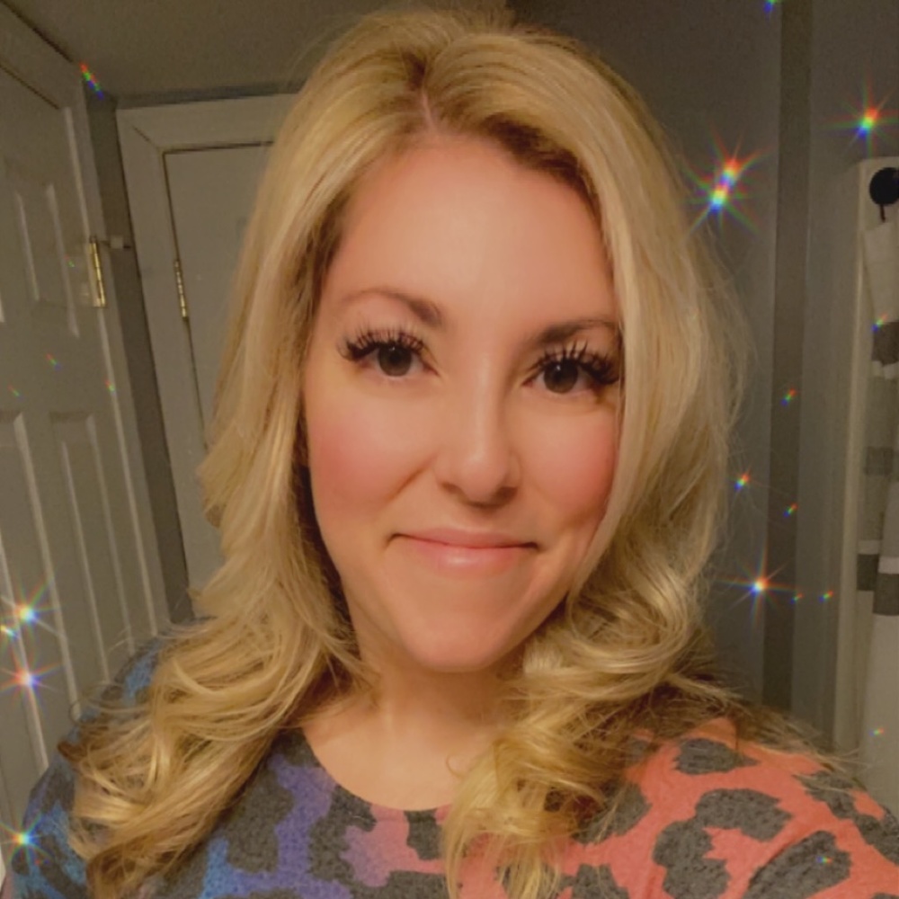 Meet your Posher, Amanda